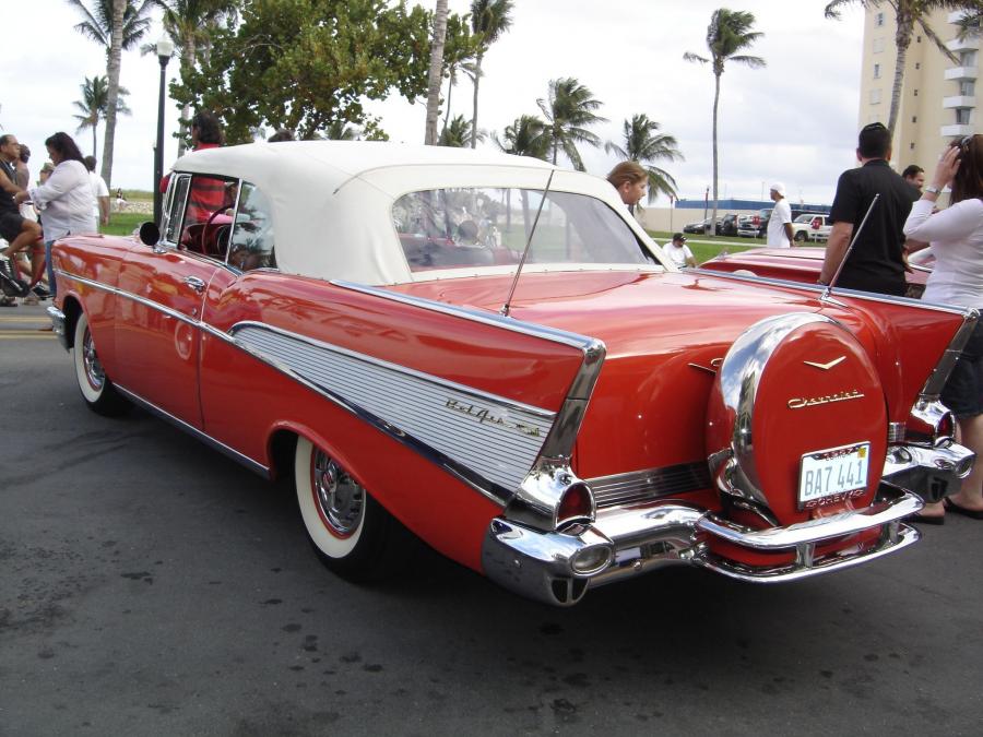  Chevrolet Bel Air 2-Door Convertible 1957 года  (фото 12 из 13)